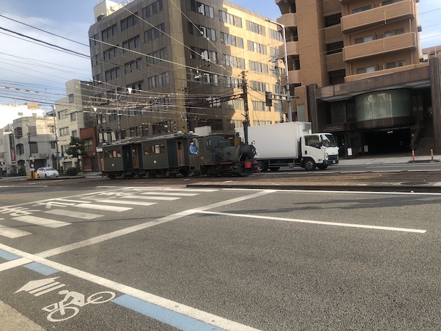 ダイヤモンドクロスの坊っちゃん列車
