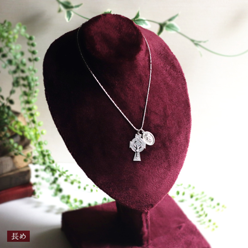 45cmの長さで固定|イタリアヴィンテージerinケルト十字架と天使のメダイネックレス