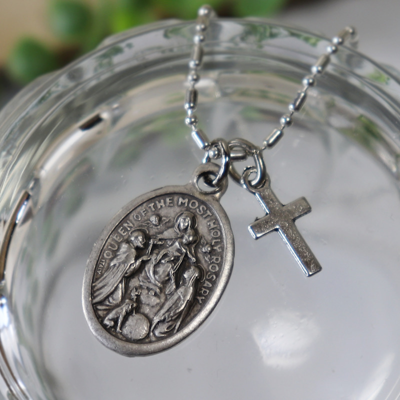 イタリアヴィンテージポンペイのロザリオの聖母メダイペンダントネックレス・マリア・聖ドミニコ・聖カタリナ