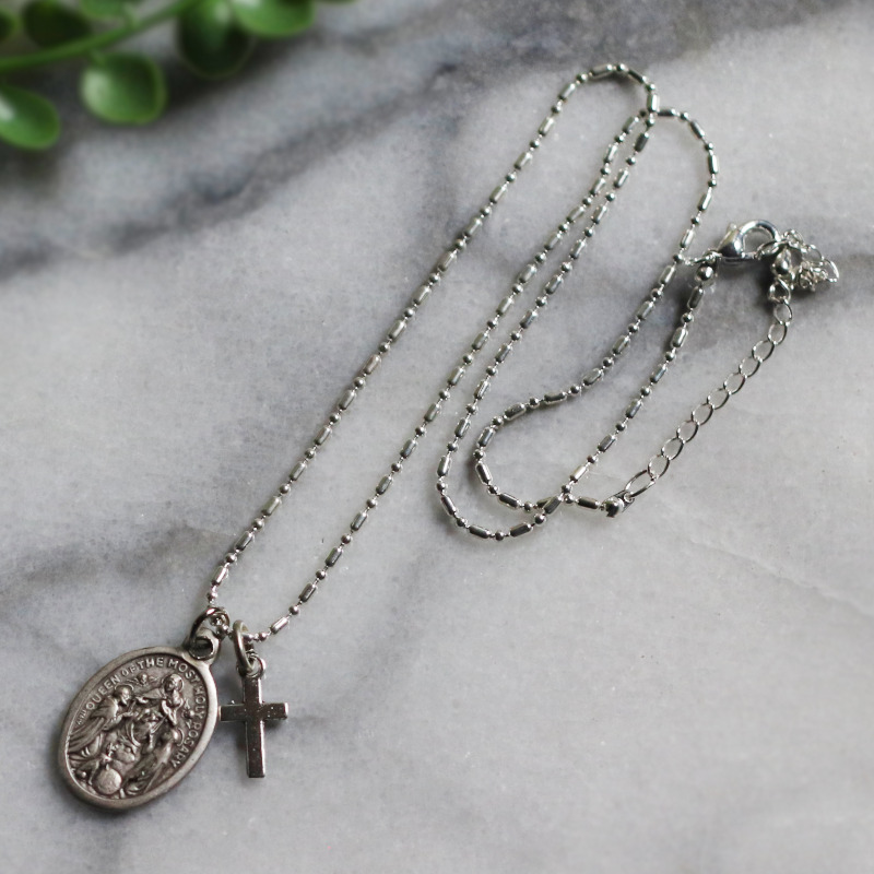 イタリアヴィンテージポンペイのロザリオの聖母メダイペンダントネックレス