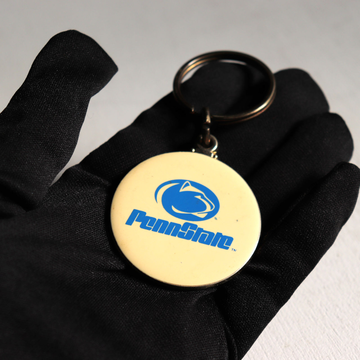 USAコレクティブルキーホルダー・Pennstate・ペンシルべニア州立大学・フットボールチーム・ニタニーライオンズ