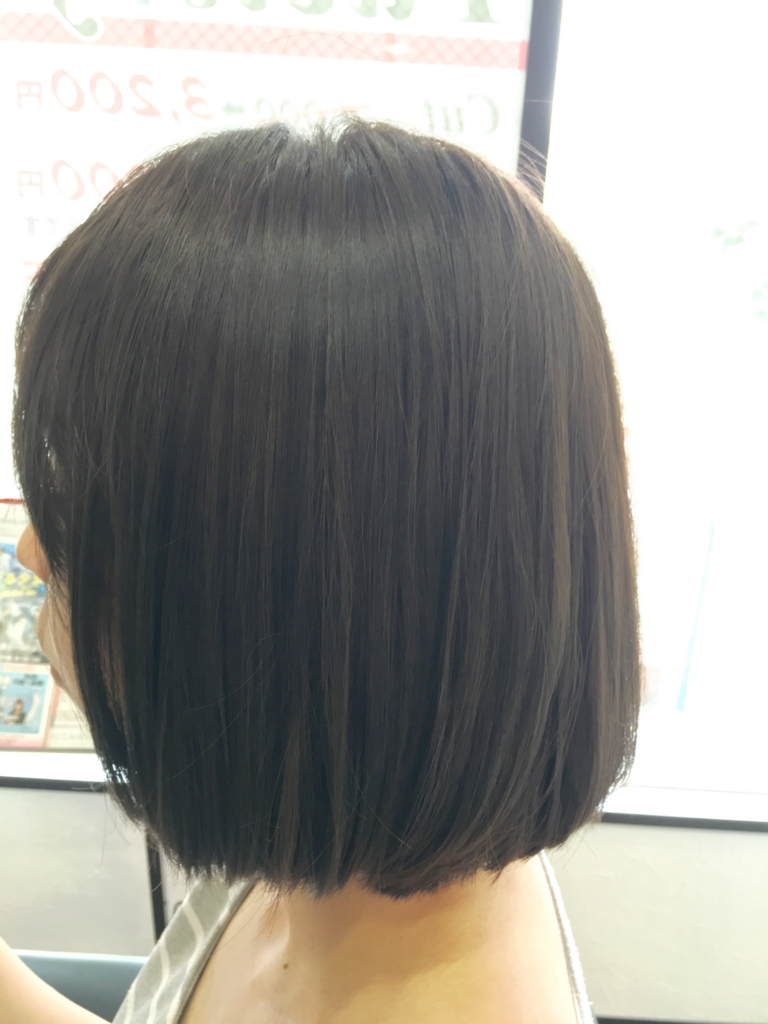 ブログ更新 大人女性アッシュ スロウカラー 鹿児島市東谷山のマンツーマン美容室 Factory 上塩屋駅 谷山駅からすぐ