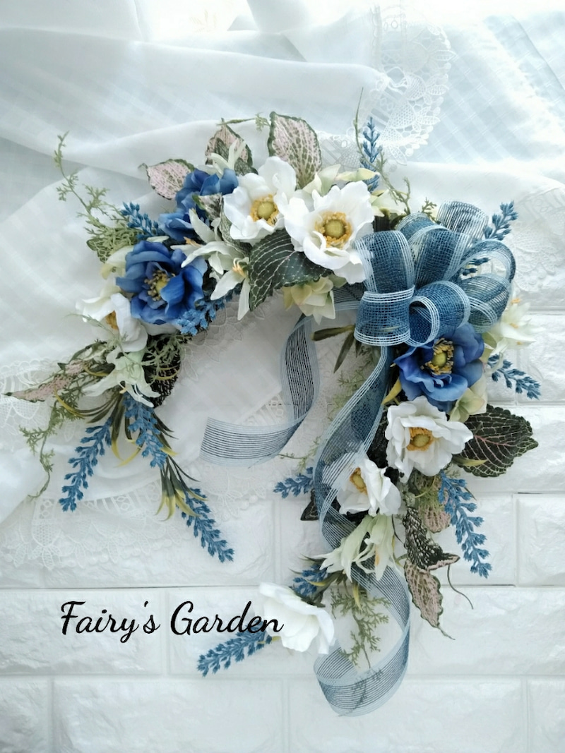 幸せを運ぶアナベル馬蹄リースセルリア