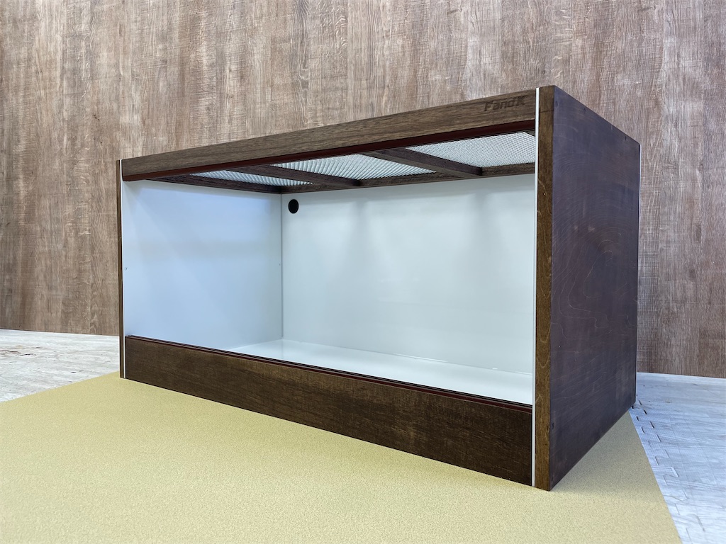 爬虫類ケージ(F and K 旧クローヌ) 爬虫類ケージ(F and K 旧クローヌ)