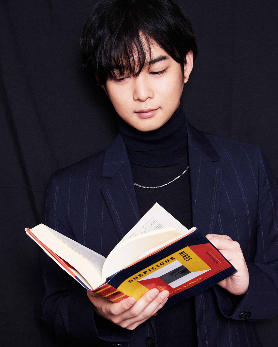 救われたり 投影したり 懐かしんだり 千葉雄大が30歳までに出会えてよかった3冊 Artist Fanのwebマガジン Fanthology 救われたり 投影したり 懐かしんだり 千葉雄大が30歳までに出会えてよかった3冊 Artist Fanのwebマガジン Fanthology