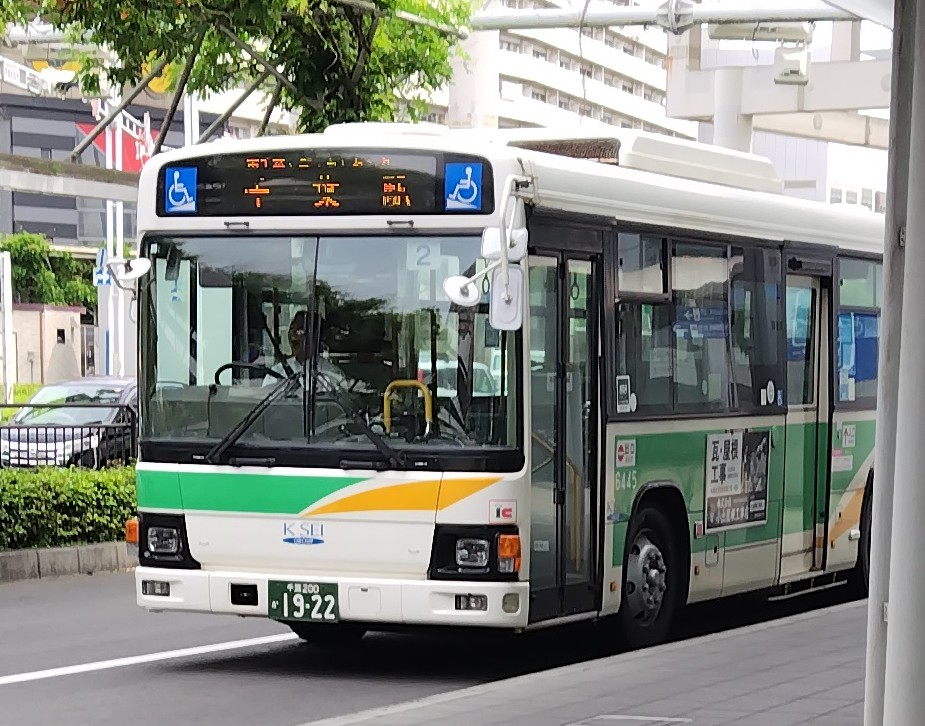 千葉市内の路線バス。これまでは多彩な事業者がありましたが。 - 銀河