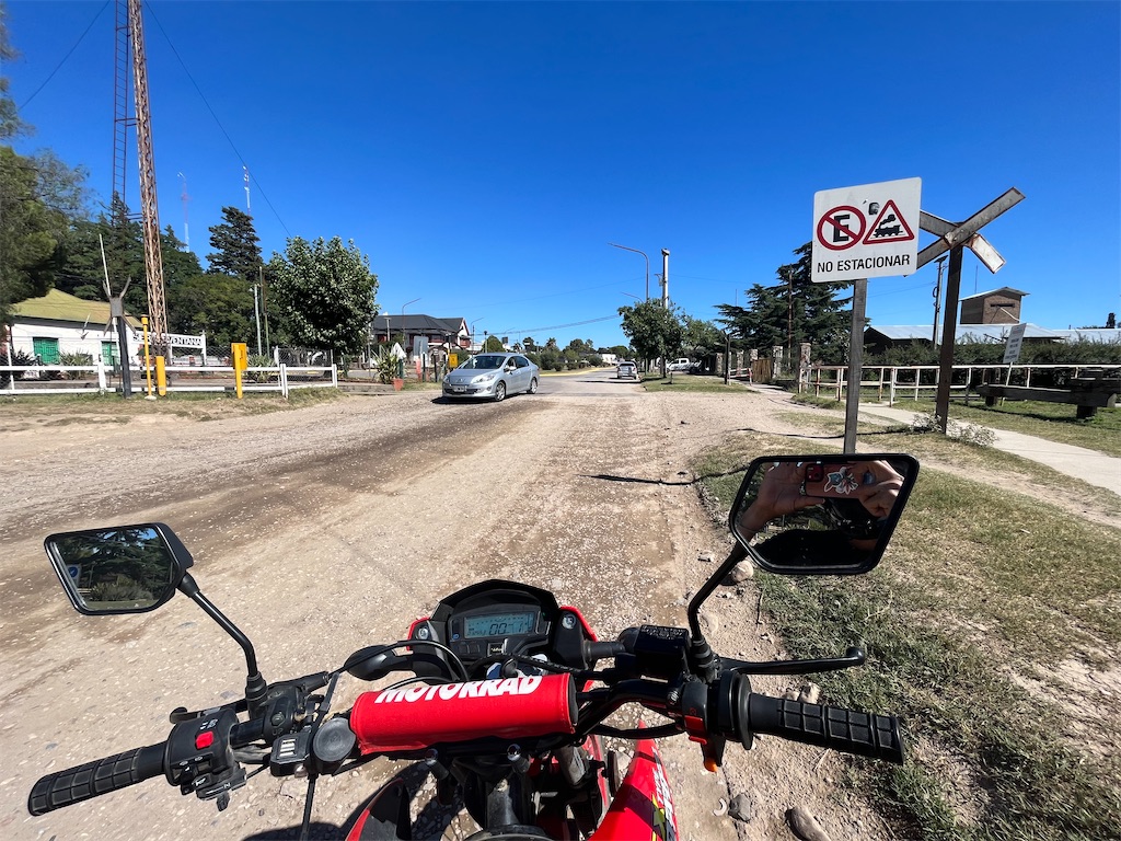 【Day102 Sierra de la Ventana】ミゲルお勧めの町 ただの男がバイクで世界一周を叶えるまでの記録。