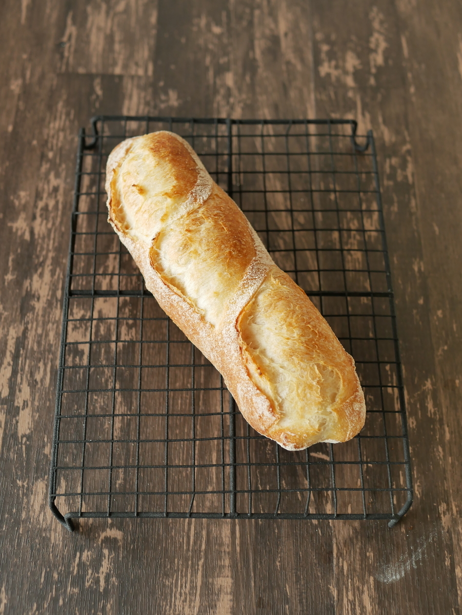 ぼっこぼこのフランスパン に憧れて ふぁそらキッチン