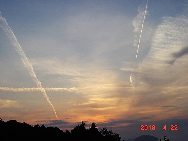 f:id:fatsux:20180422181551j:plain f:id:fatsux:20180422181551j:plain