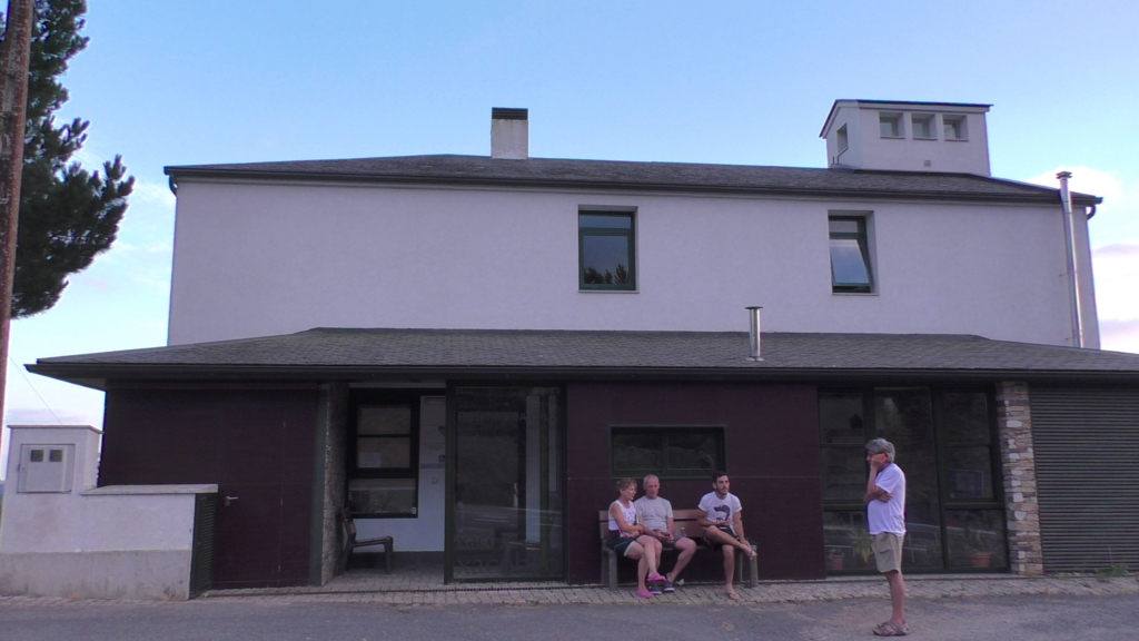 聖地サンティアゴを目指す！巡礼1日目