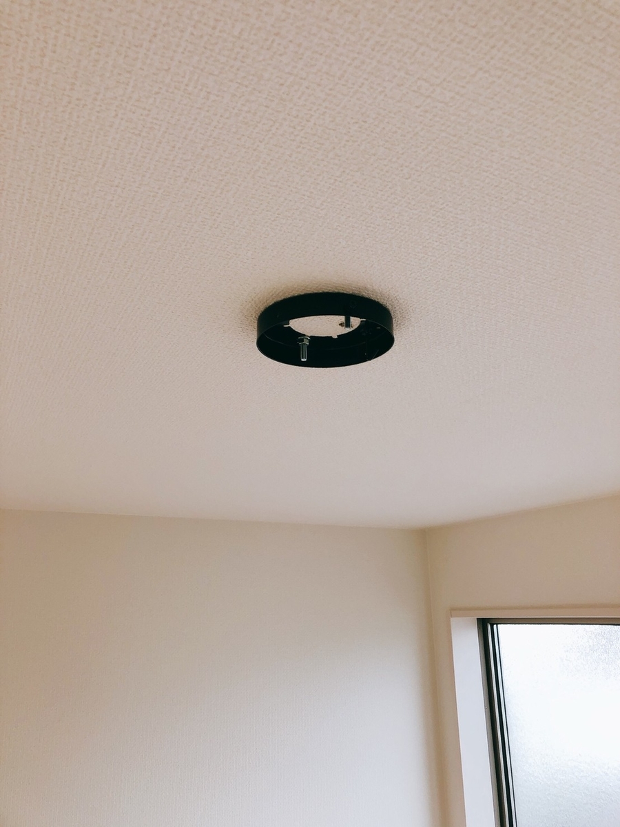 吹抜け5m 新規配線 シーリングファン取り付けと電動ブラインド用コンセント増設工事 シーリングファン専門店ファズーの店長ブログ