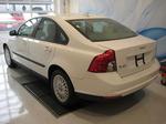 s40dealer06.JPG