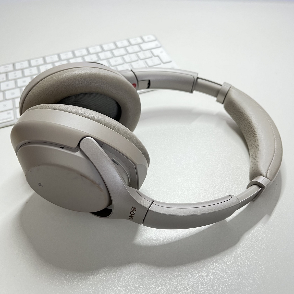 WH-1000XM3】電源が入らないヘッドホンを修理してみました【ジャンク