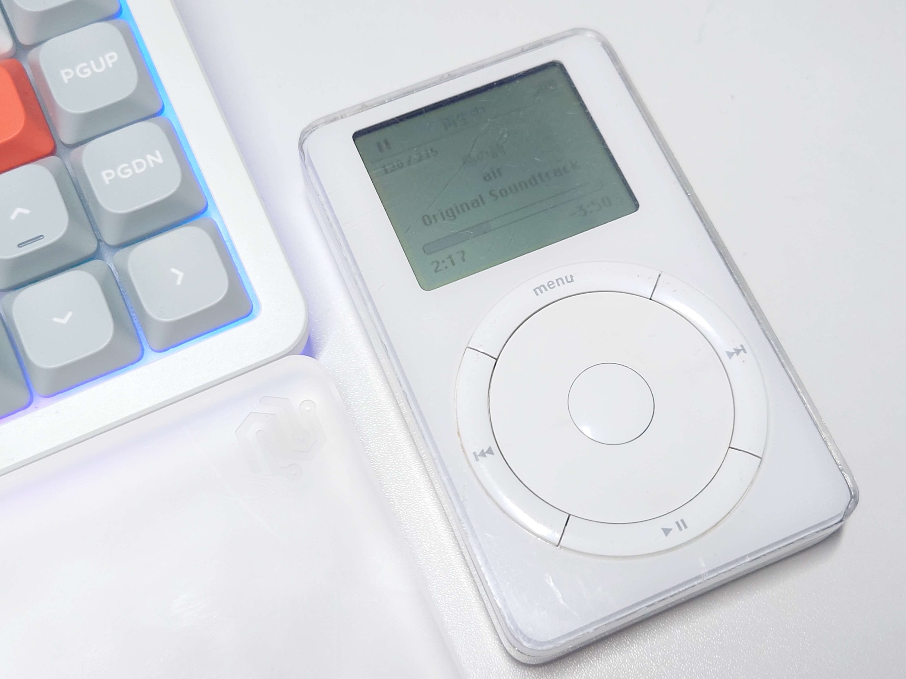 iPod 初代 第2世代 美品 動作確認済み 10GB 2002年モデル iPod 12台持ち男”が振り返る「iPod 20年史」 - AV Watch