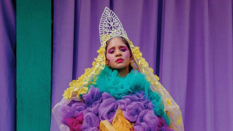 コロンビア出身の天才ミュージシャン、Lido Pimienta 画像の説明