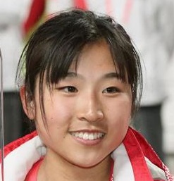 疲労骨折の疑い 走るの大好き練習量の多さが強さの秘訣の笑顔がかわいい関根花観 せきね はなみ 選手 日本郵政グループ 抜群の練習量と 若さ 気持ちの強さでオリンピックを狙う ねこぷろ