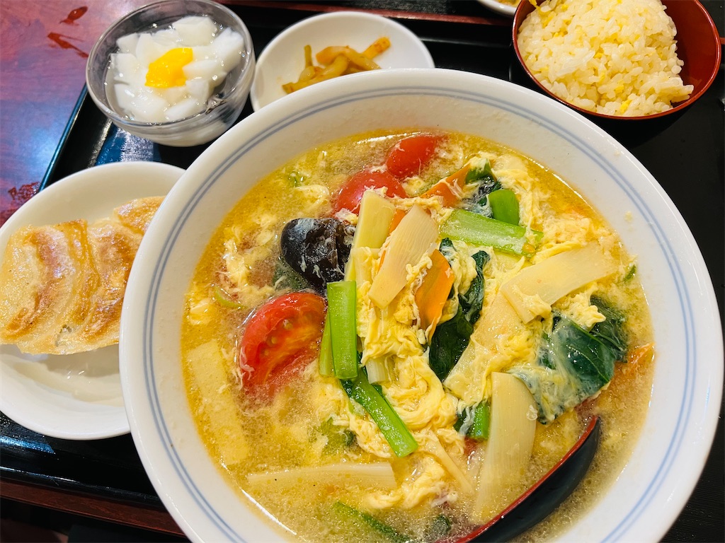 トマトと玉子入り塩ラーメン トマトと玉子入り塩ラーメン