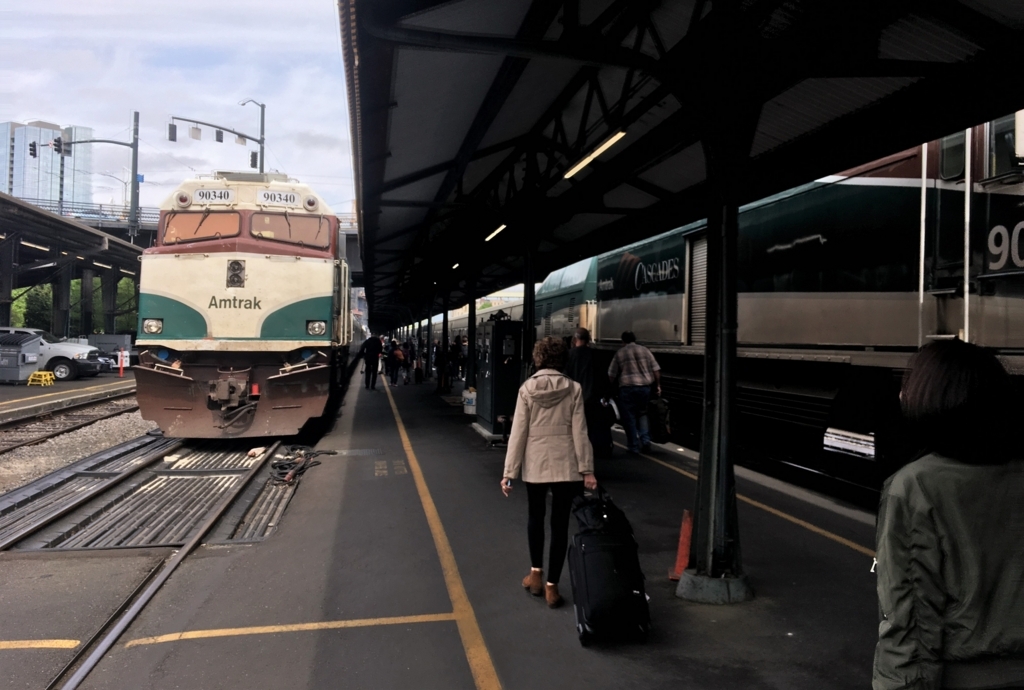 カスケード号 - アメリカ縦断鉄道の旅