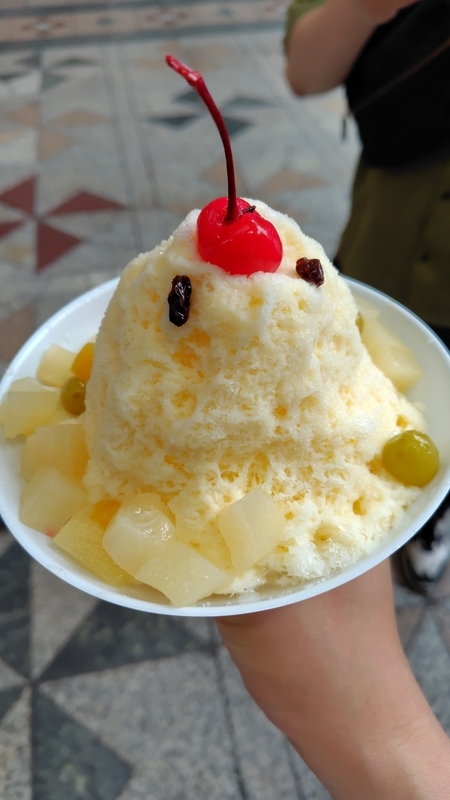 天文館で食べた白熊(かき氷)