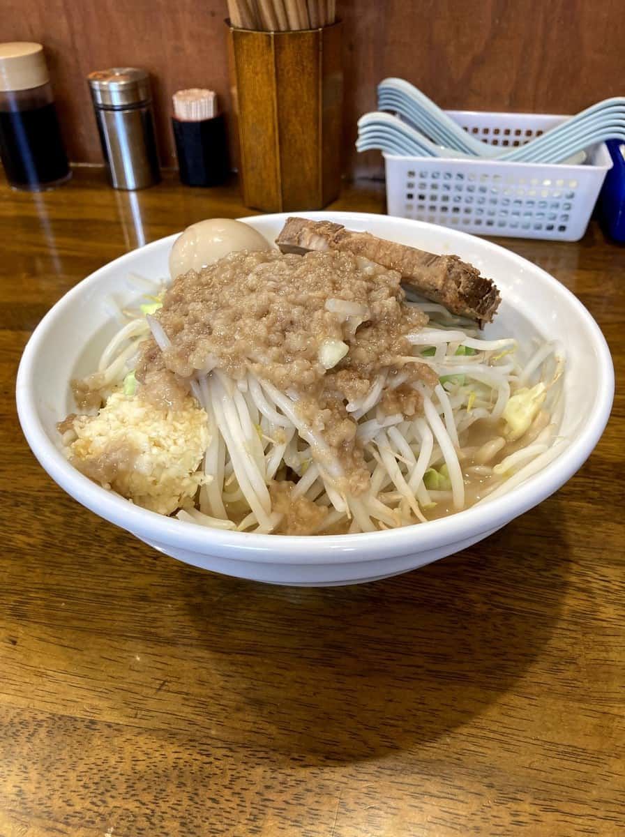 爆麺亭_所沢店_ラーメンの様子3