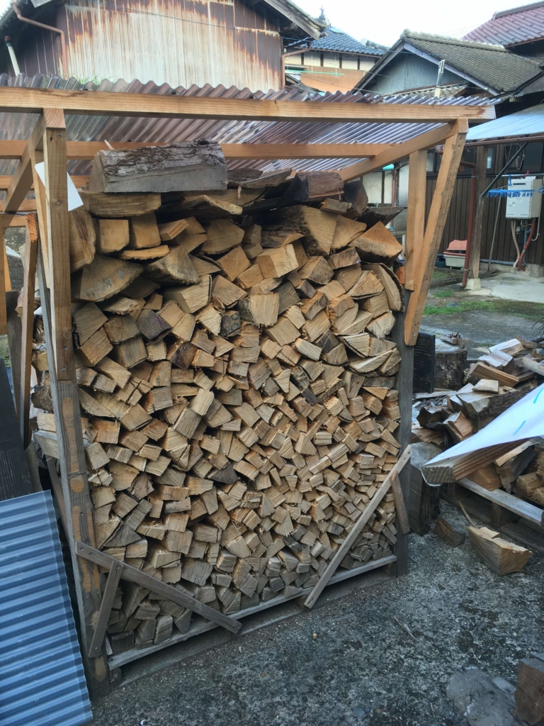 薪の積み方まとめ 薪の積み方って面白い 薪 欲しいんです