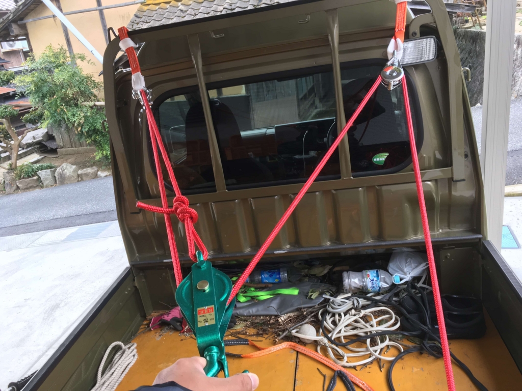 薪割り機などの積み下ろしに便利！軽トラ3倍力手動滑車ロープウインチ 