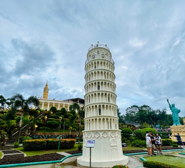 セブ・ボホール島⑤ボホールで世界を巡る ミラー・オブ・ザ・ワールド
