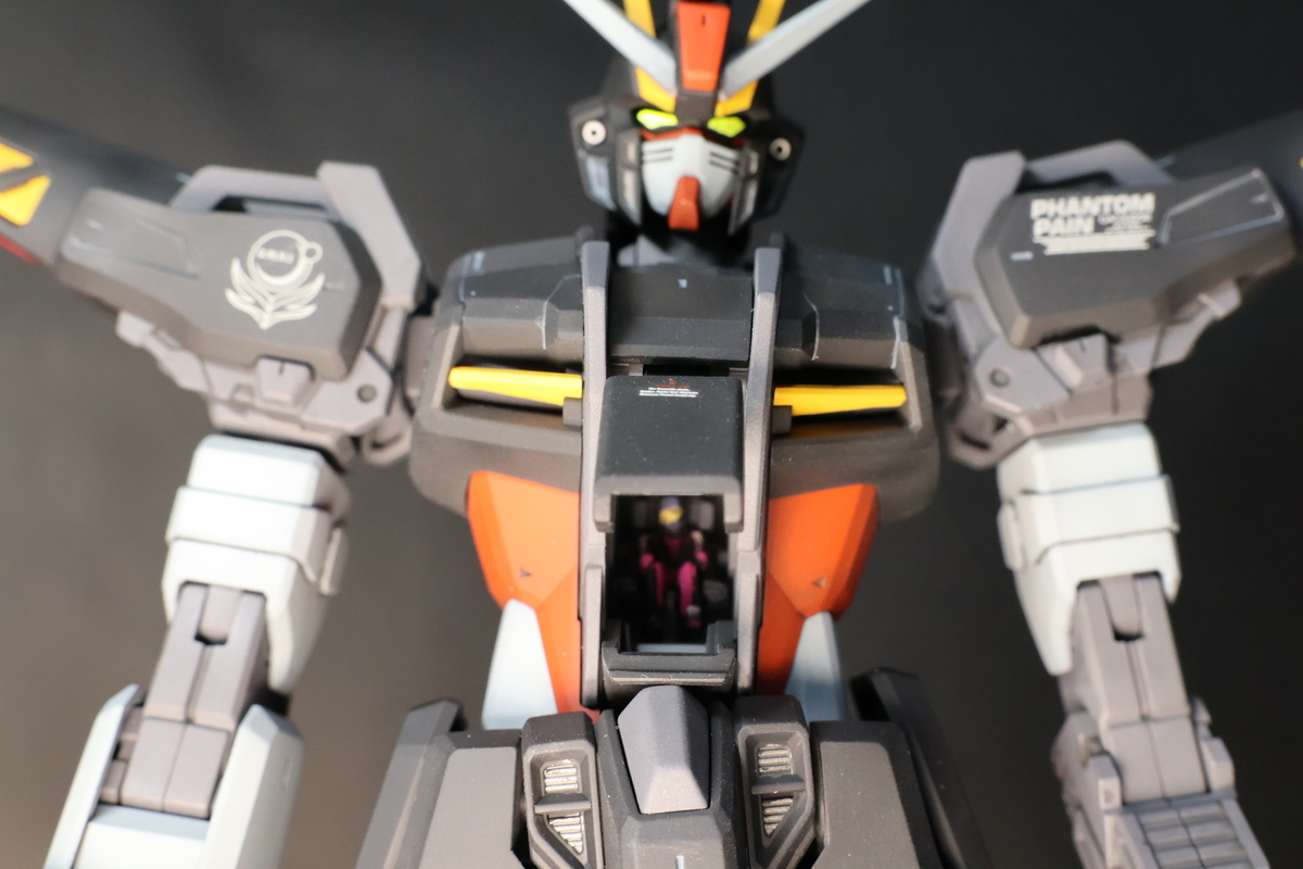 MG ストライクノアールガンダムの製作-最終段階（全塗装完成
