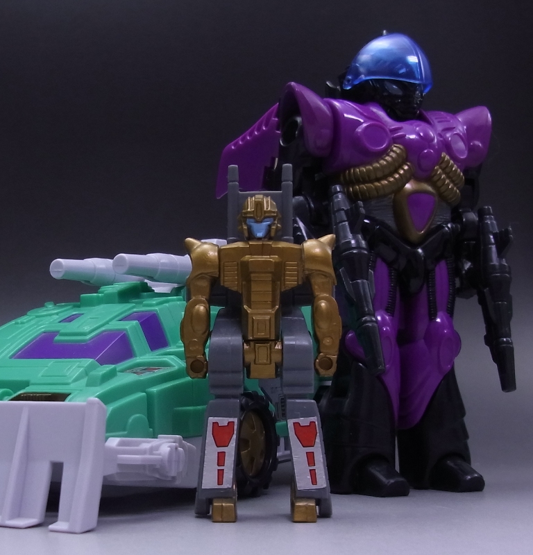トランスフォーマー プリテンダー ロードグラバー TF トランスフォーマー/プリテンダービークル・ガンランナー | ロボ