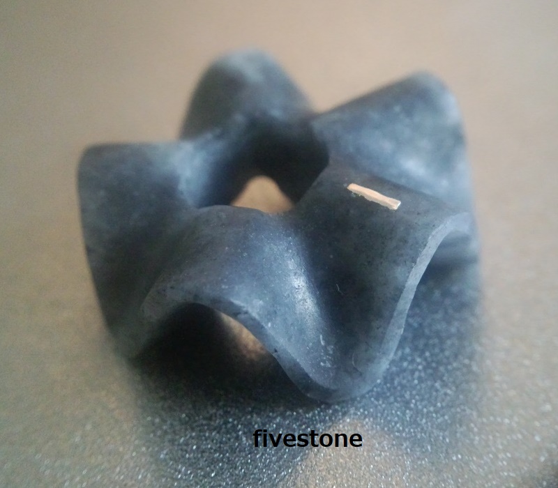 f:id:fivestone:20191229211635j:plain f:id:fivestone:20191229211635j:plain