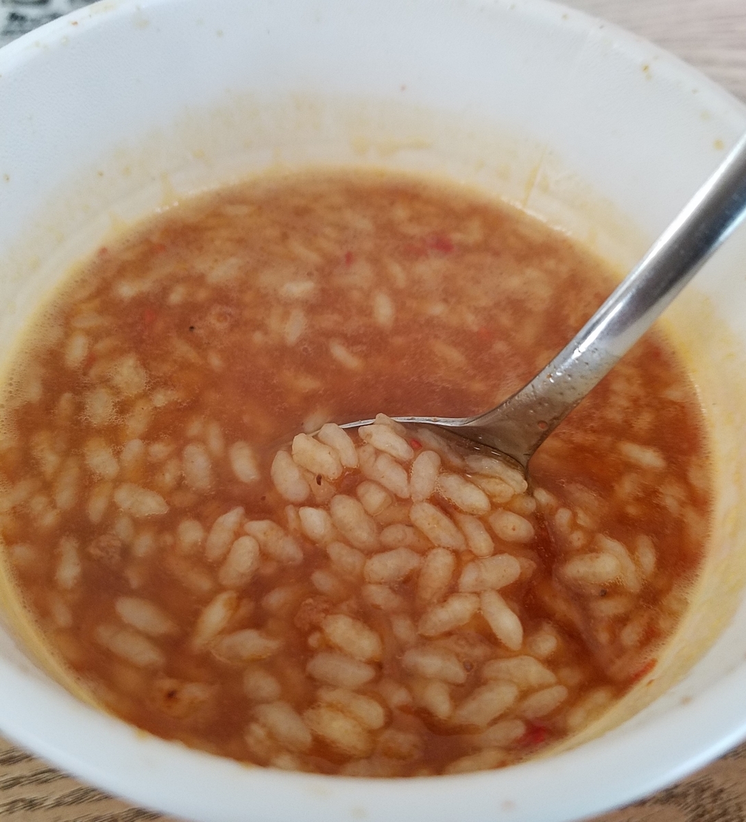 新製品 完成度高いサルサリゾット 日清 ウマーメシ メキシカンチリ飯 の実食した感想 胃を切った人には辛すぎる 食べるをいかすライオン