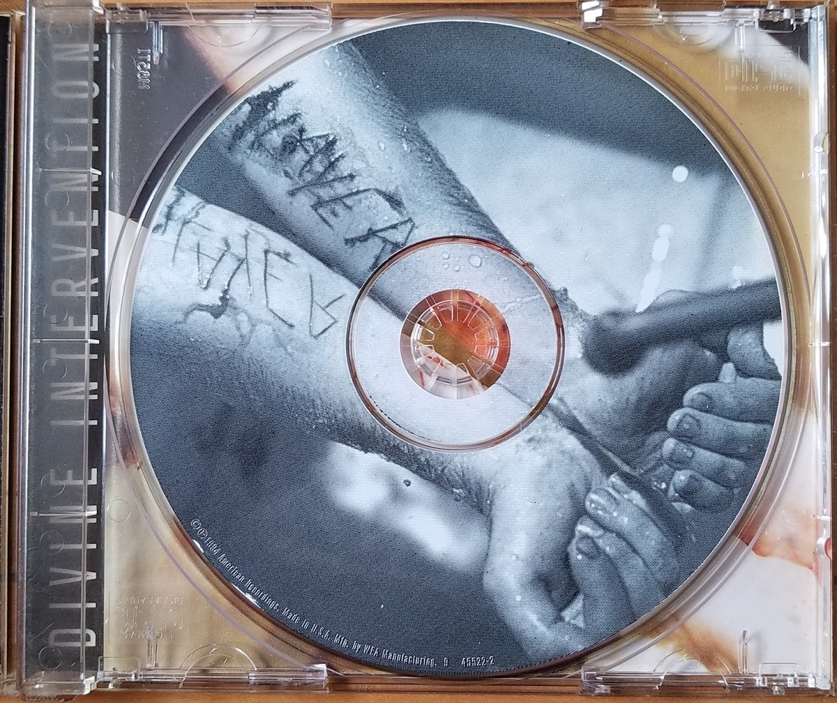 DIVINE INTERVENTION【SLAYER】 - 30年前のレコード棚