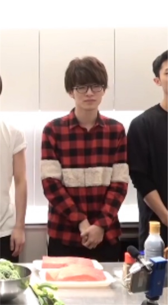 辰哉 メガネ 深澤