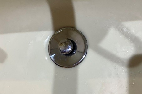 洗面台の排水栓(取替え後)