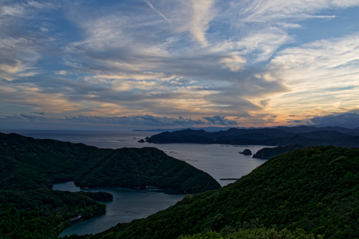 【三重・南伊勢】愛犬と巡る絶景!鵜倉園地で見江島展望台の「ハートの入り江」と夕焼けを堪能