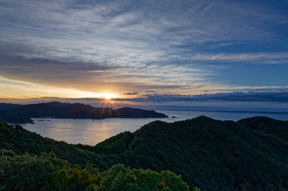 【三重・南伊勢】愛犬と巡る絶景！鵜倉園地で見江島展望台の「ハートの入り江」3　天の川🌌と朝焼け　とかさらぎ展望台