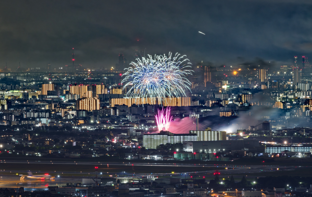 🎆 2025年 なにわ淀川花火大会、まさかの結末!五月山から見たドラマと、隣の「いたみ花火大会」に救われた夜