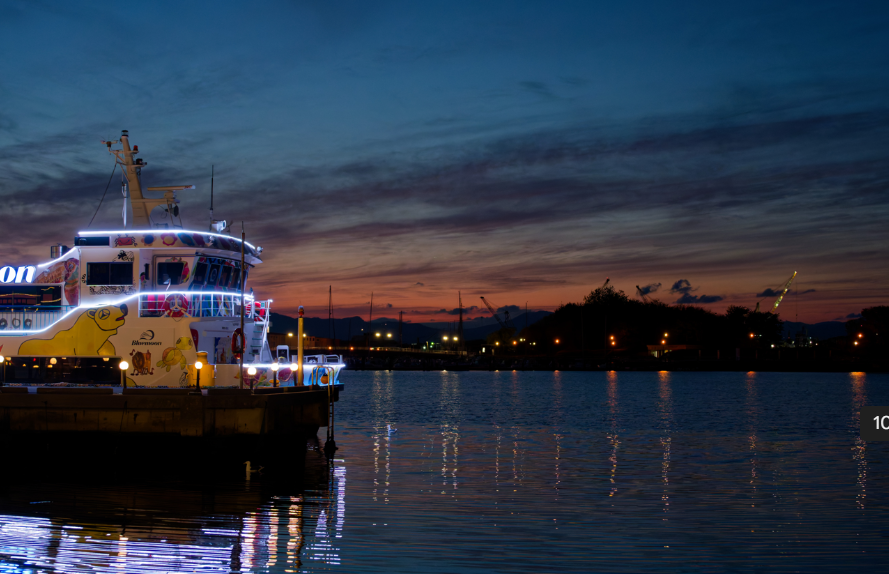 函館散策―薄暮から夜に魅せる元町のレトロな教会群・映える夜の八幡坂港ベイエリア