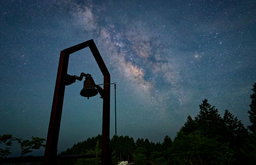 満天の星空と天の川🌌を求めて。奈良県野迫川村「鶴姫公園」の夜空とリアルなアクセス事情