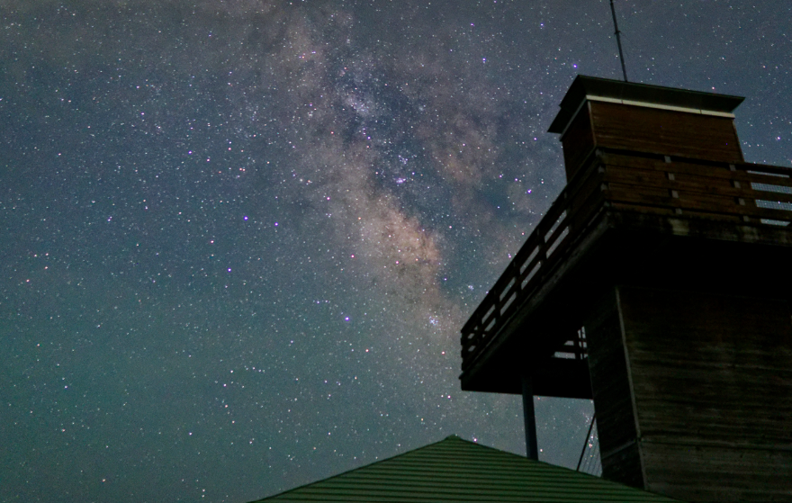 満天の星空と天の川🌌を求めて。奈良県野迫川村「鶴姫公園」の夜空とリアルなアクセス事情