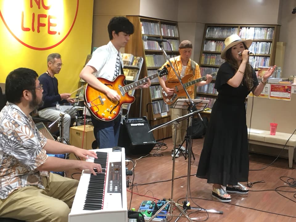 f:id:fly_high_records:20190729164039j:plain