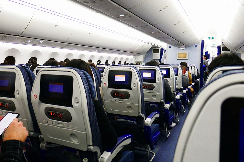 787では天井からの水漏れに気を付けろ カメラが濡れたけど壊れなくてマジで良かった イケてる航空総合研究所