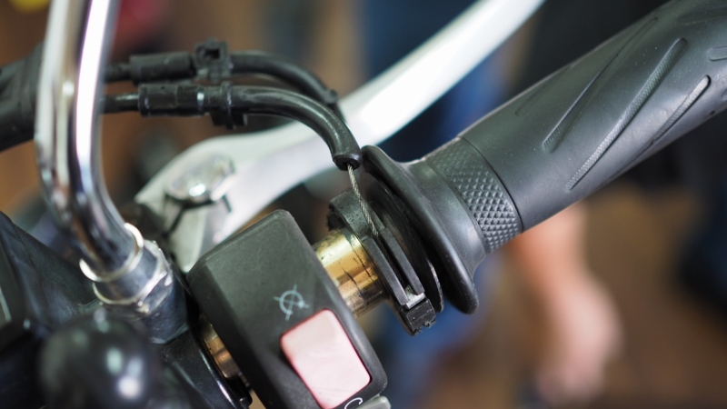 XJR400Rのスロットルワイヤー交換。 - たまに乗るバイク乗りの日常ブログ