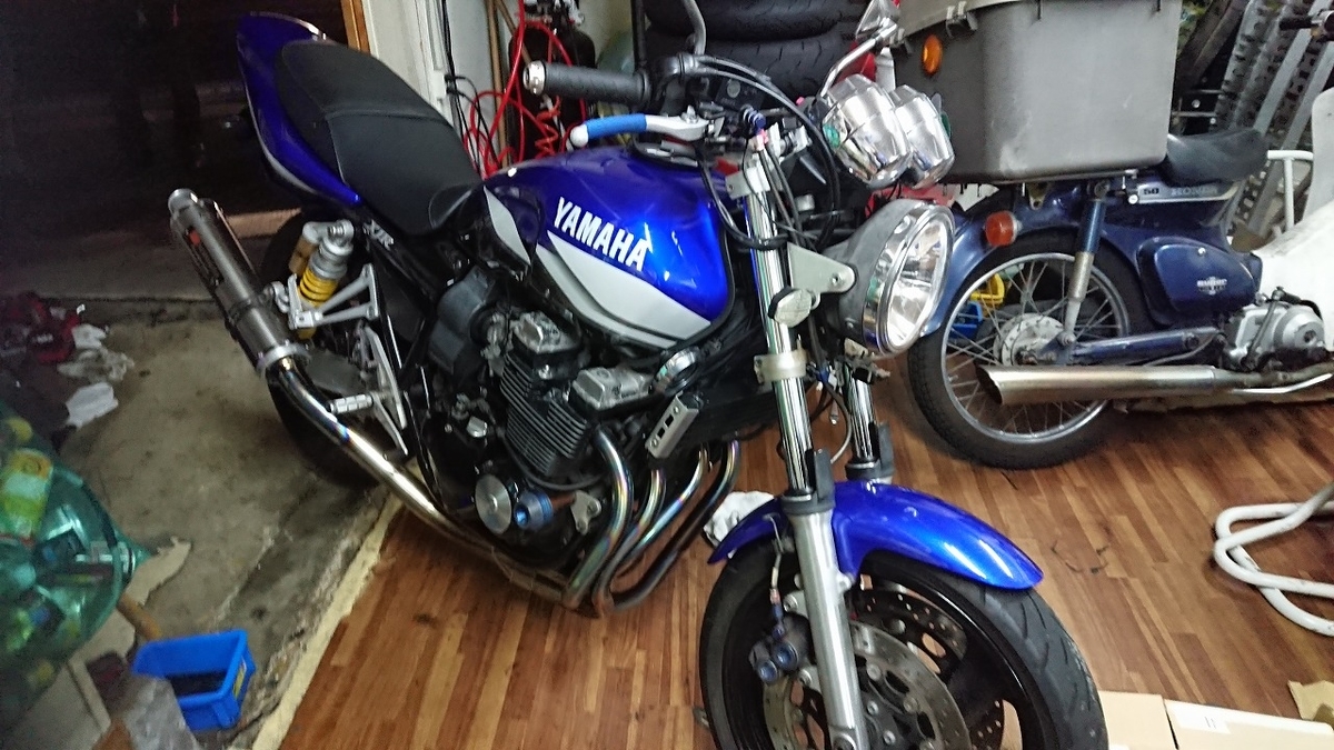 レギュレーターの故障は マジでやばいです たまに乗るバイク乗りの日常ブログ レギュレーターの故障は マジでやばいです たまに乗るバイク乗りの日常ブログ