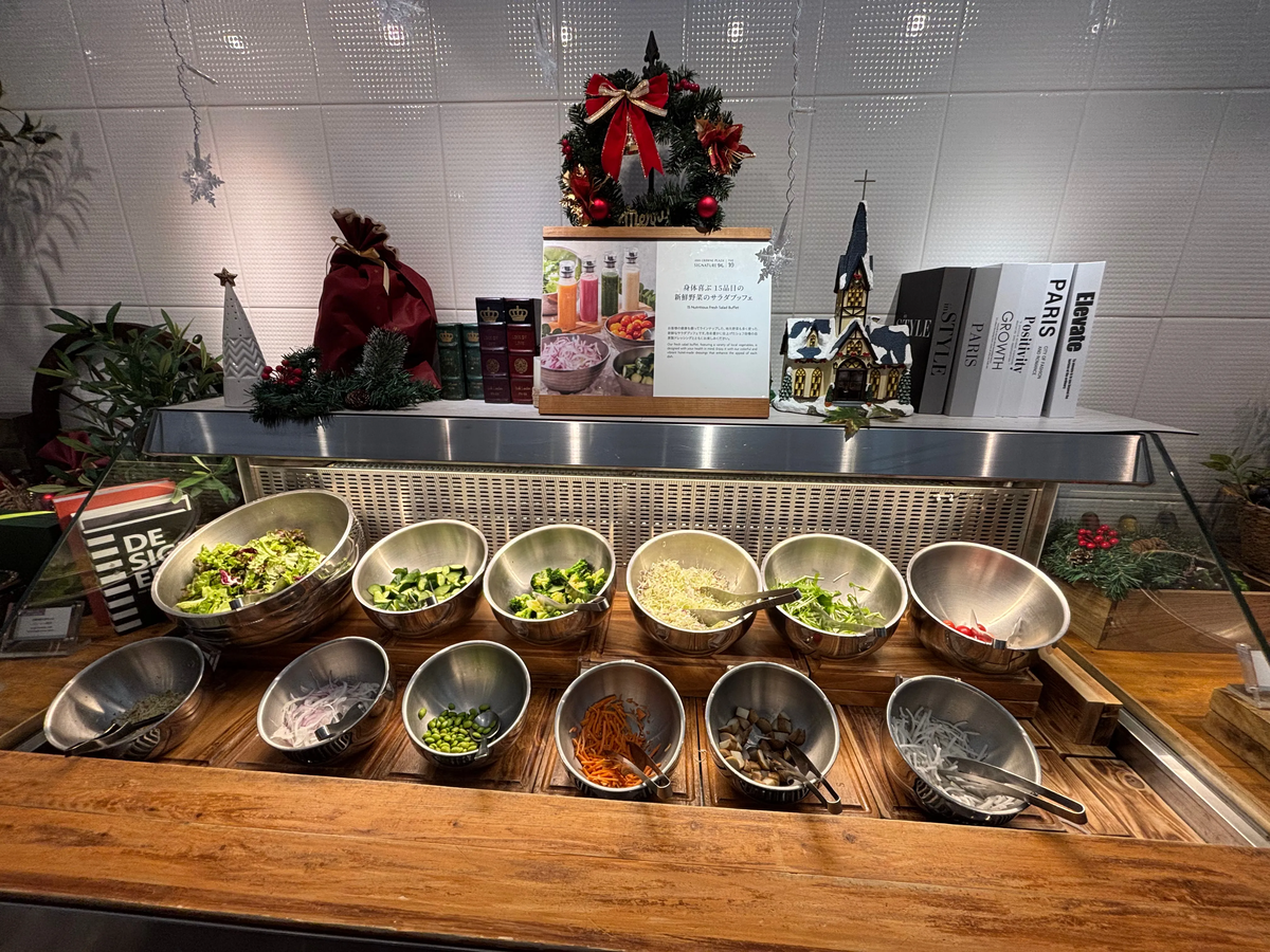 ANAクラウンプラザホテル神戸の朝食、サラダ