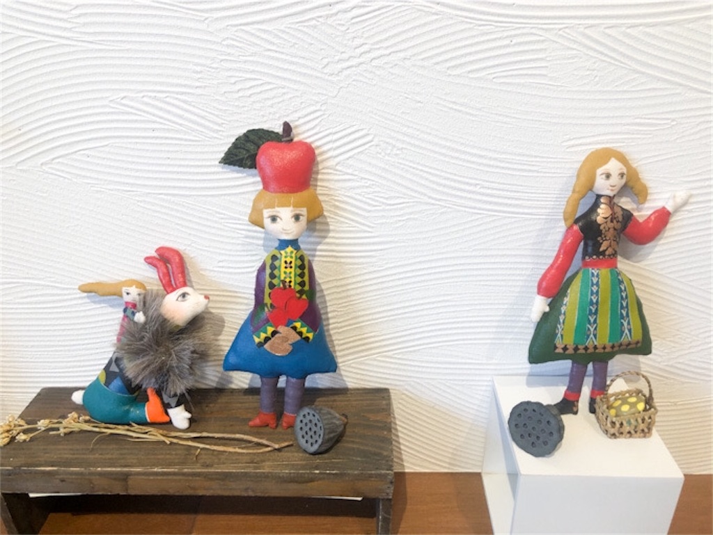 イシイリョウコさん個展『りんごは冬のこども』1/11(土)～1/25