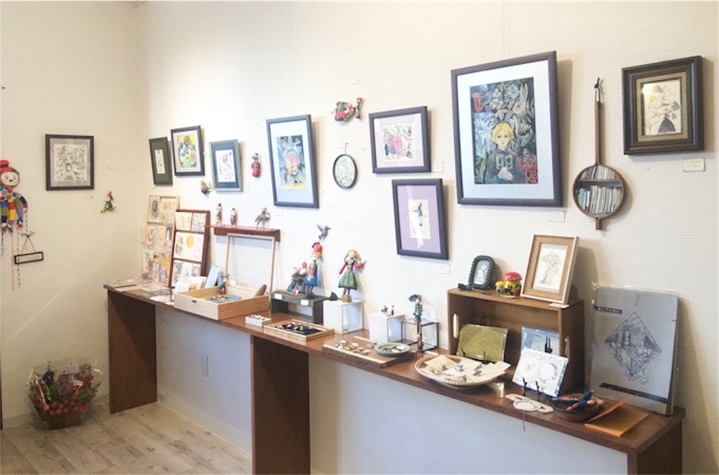 イシイリョウコさん個展『りんごは冬のこども』1/11(土)～1/25(土)まで