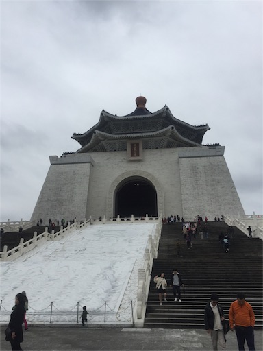 f:id:footmuji:20170319160822j:image 中正紀念堂