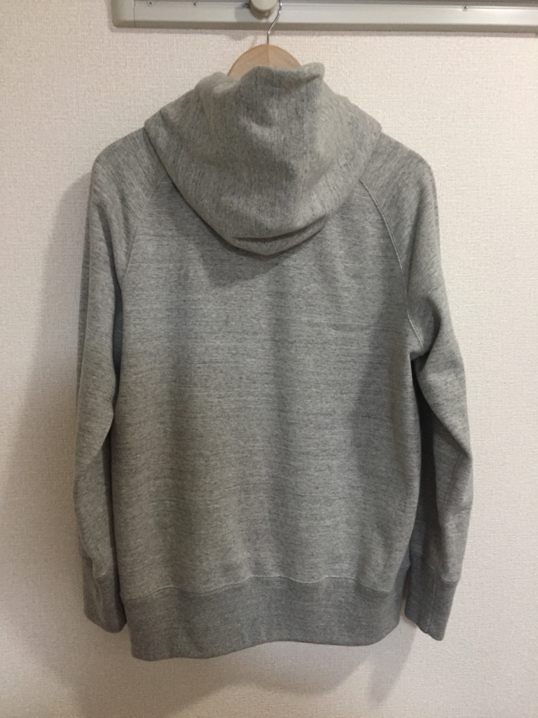 f:id:footmuji:20180210150247j:plain CURLY_パーカー_raffy zip parka