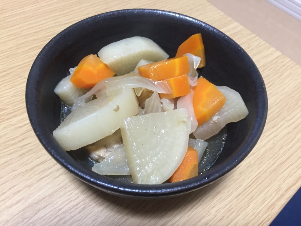 f:id:footmuji:20180528222943j:plain 【サルでも作れる男飯④】超簡単でそれなりにうまい鶏肉と大根の煮物